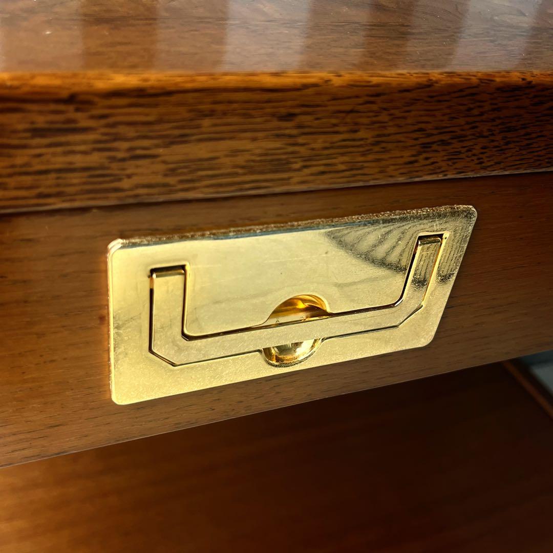 取付無料！カリモク家具 ドマーニ モーガントン 天然木クラシカルサイドテーブル✨