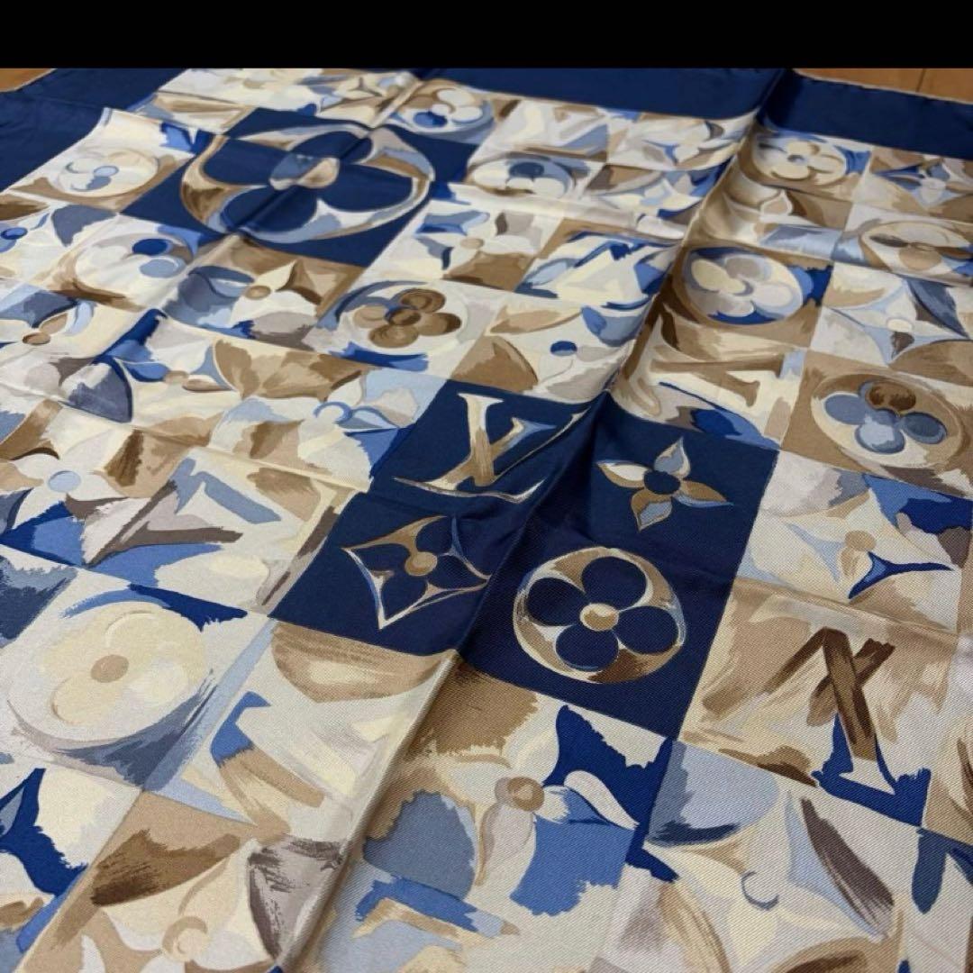 Louis Vuitton ルイヴィトン　モノグラム　大判スカーフ　シルク