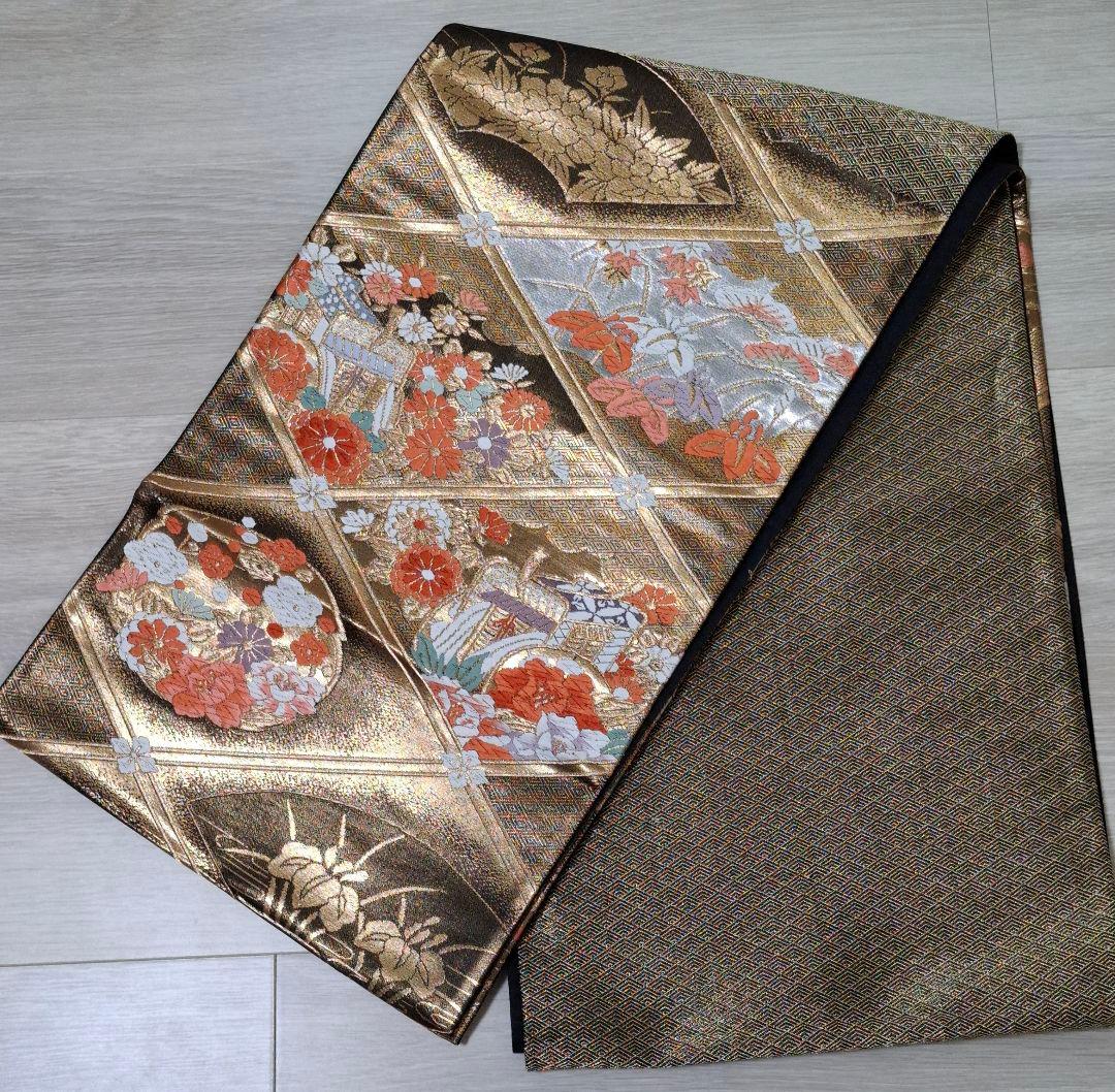 振り袖・帯２点セット　正絹 古典柄 綸子地　 舞華袋帯御所車　草花金糸刺