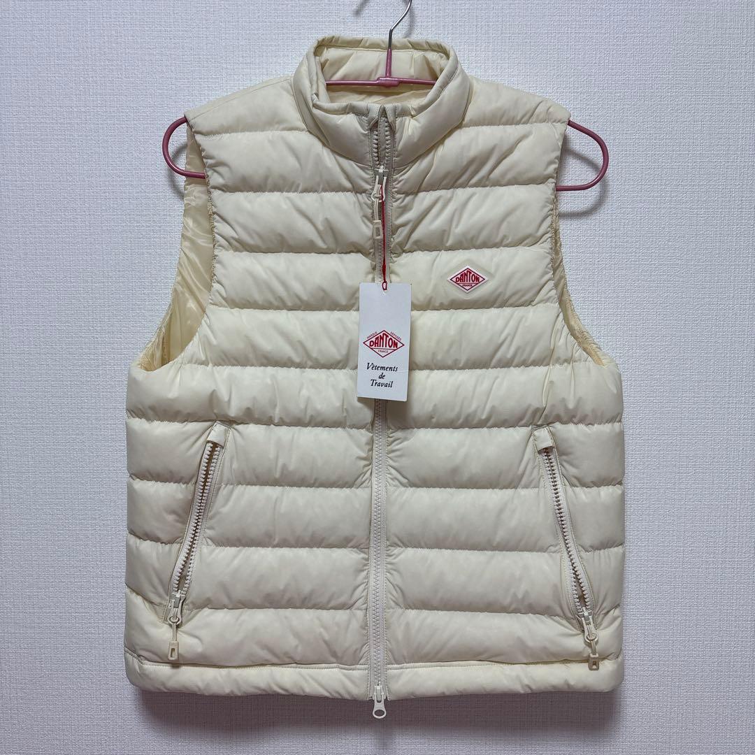 新品　DANTON アイボリー ダウンベスト