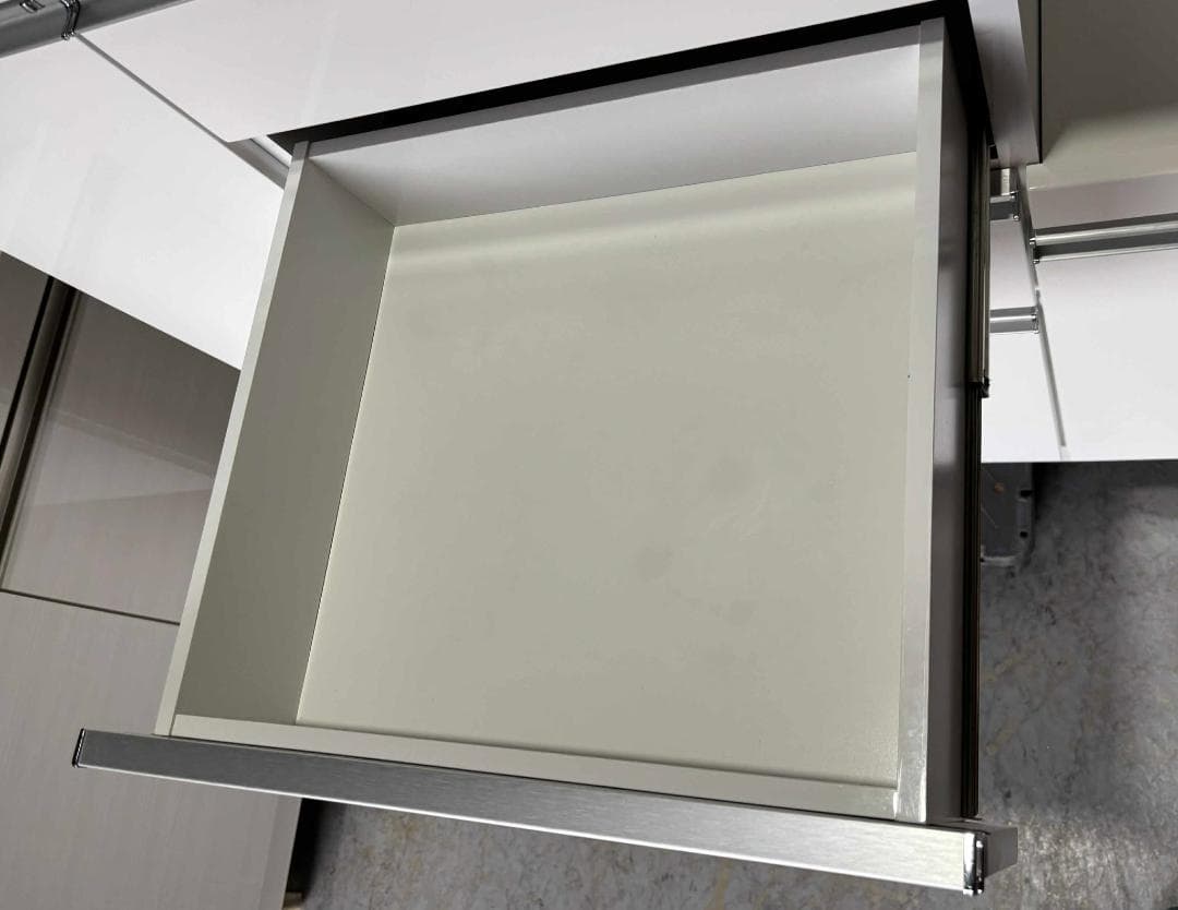 モダン キッチンカウンター、キッチンボード、幅120cm Used/美品