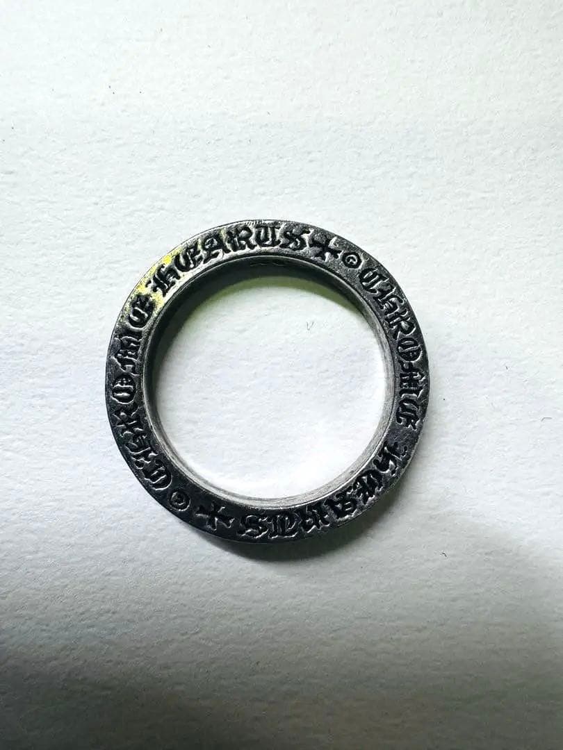 クロムハーツシルバーリング 彫刻テキスト