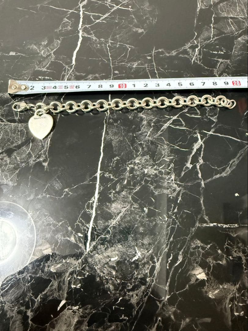 Tiffany & Co. シルバーブレスレット ハート型チャーム付き