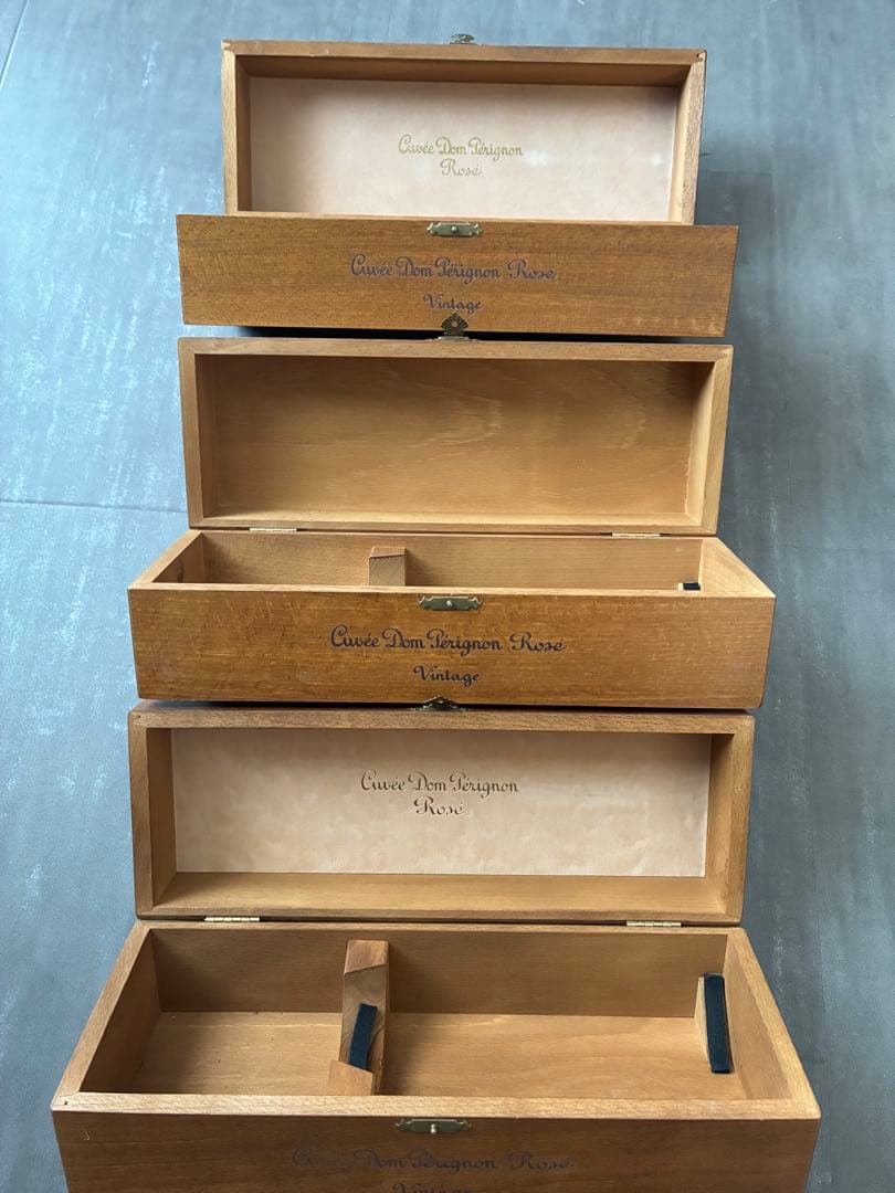 貴重　ロゼ　1988年　ドンペリニョン　空箱3点　外木箱1ドンペリ