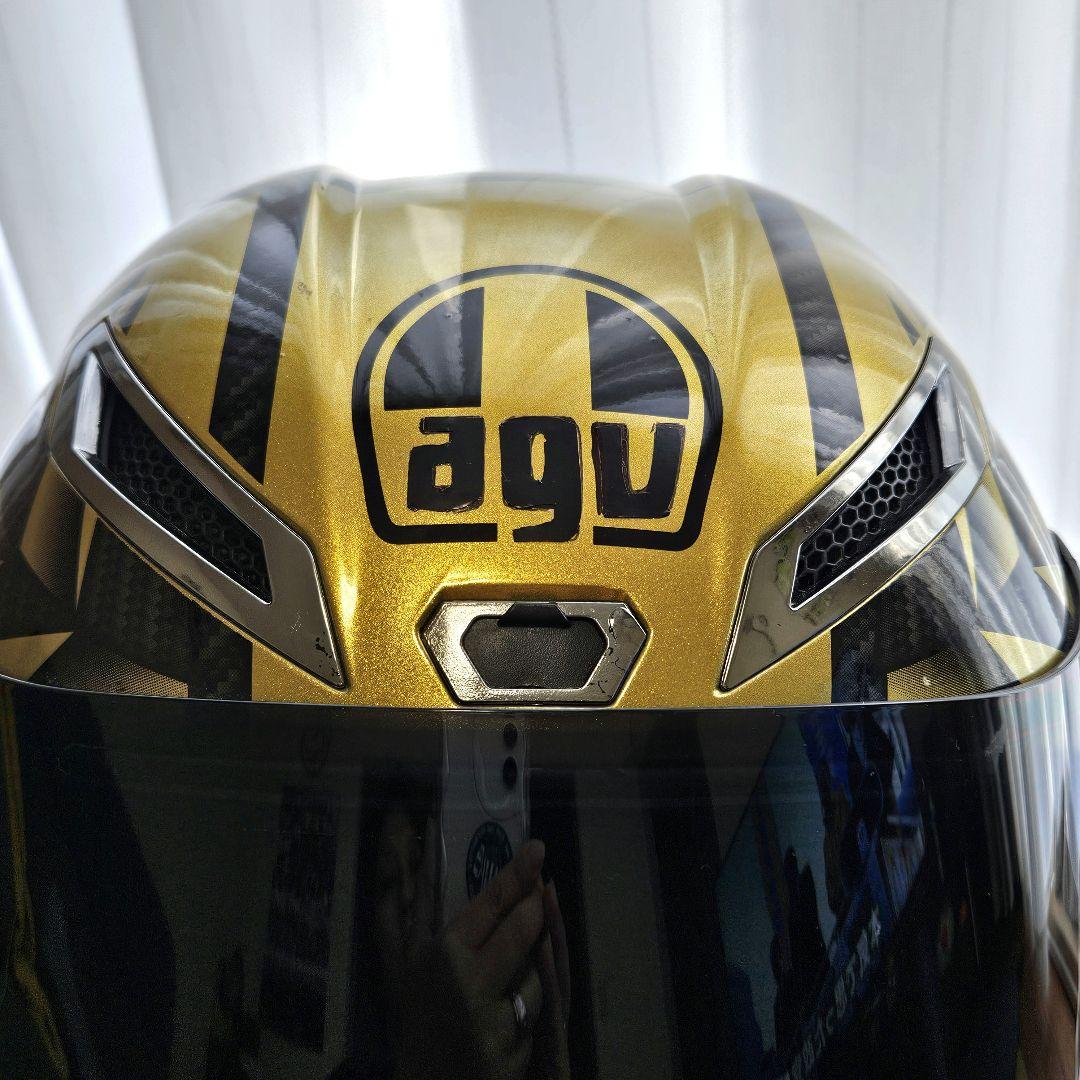 気まぐれ値下げ‼️本日最終日‼️AGV風ゴールドカーボン調 レプリカヘルメット