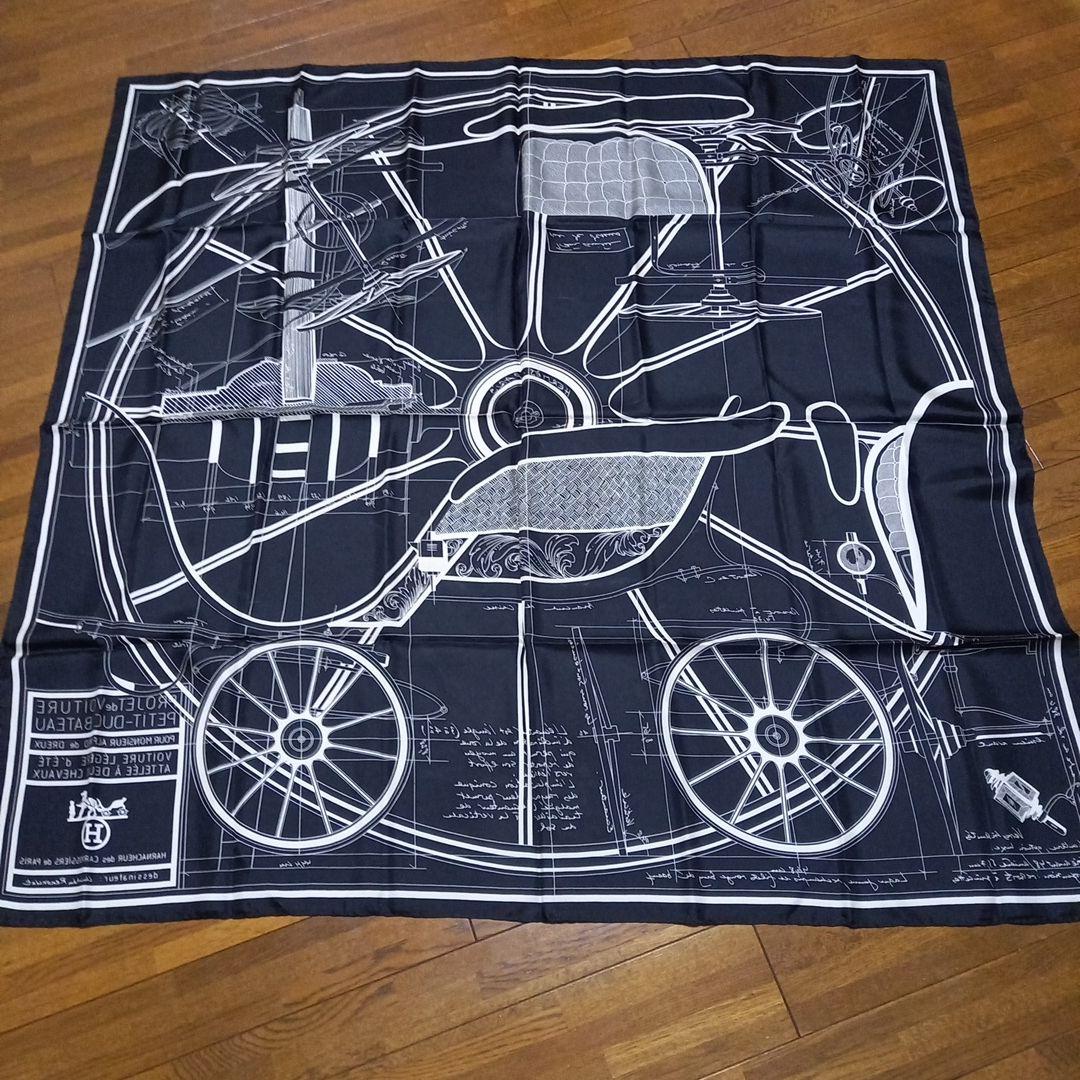 micaです。エルメス140サイズスカーフ