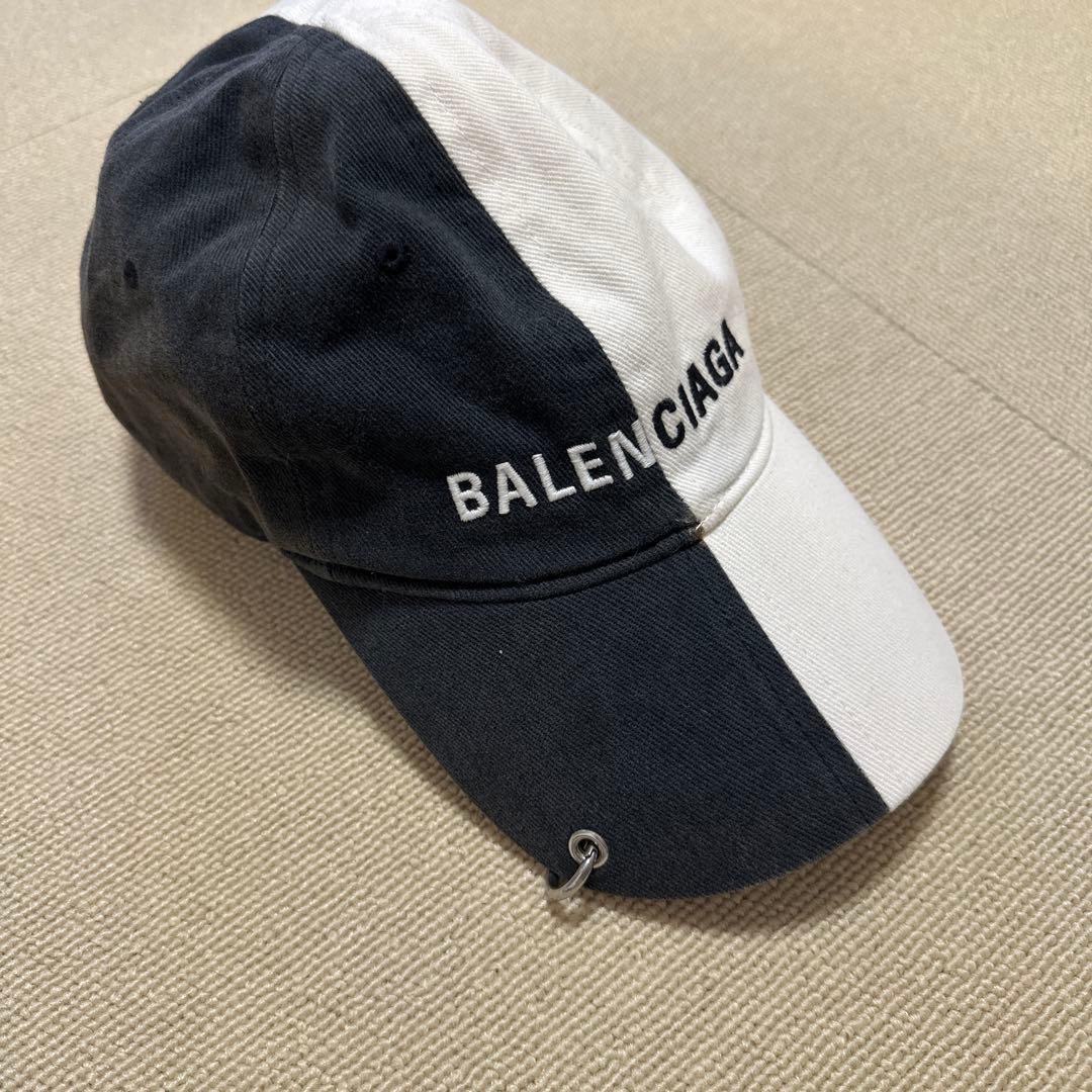 BALENCIAGA ベースボールキャップ ブラック/ホワイト