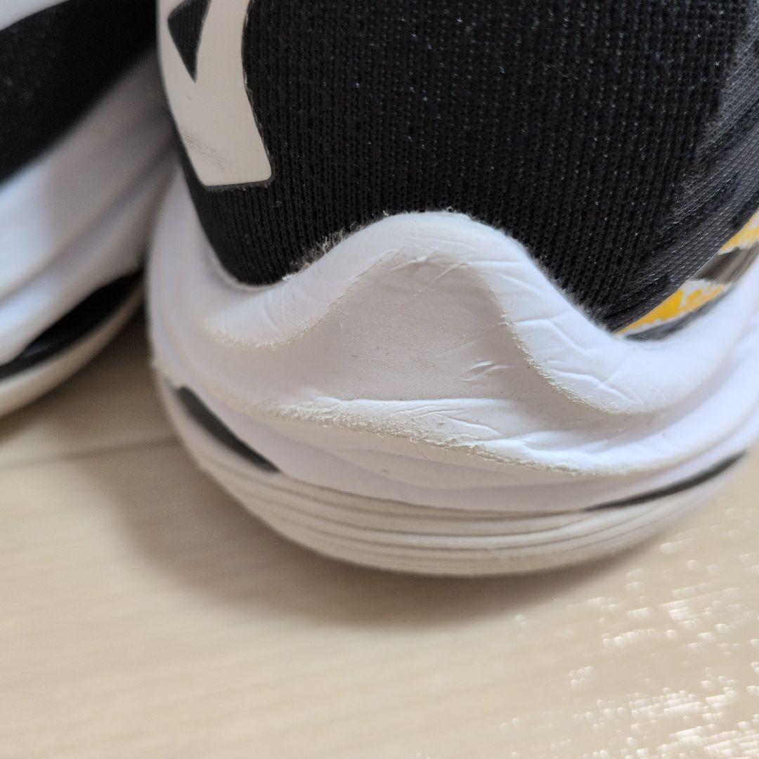 値下げMizuno Wave Lightning Z7 海外限定モデル