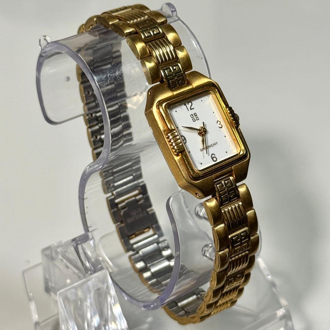 GIVENCHY ジバンシィ 227 白文字盤 レディース ゴールド