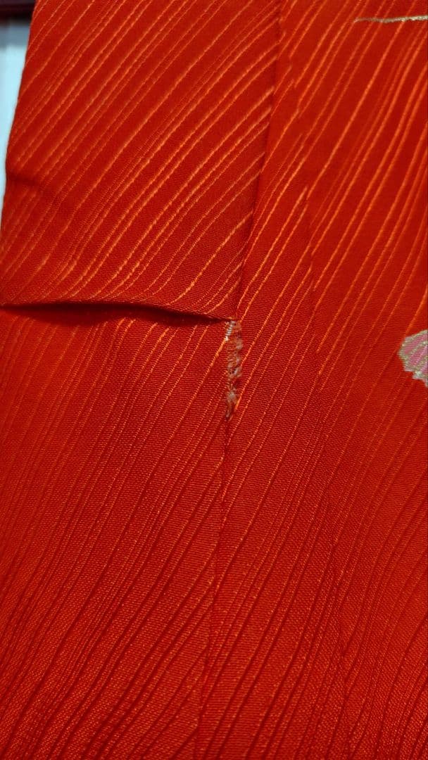 RK549子供着物着丈136センチ裄丈57センチ重ね襟付き綺麗美品7歳前後用