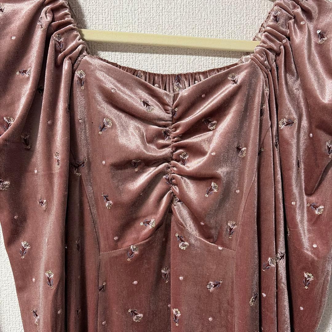 最終お値下LILY BROWN☆エンブロイダリーベロアワンピース