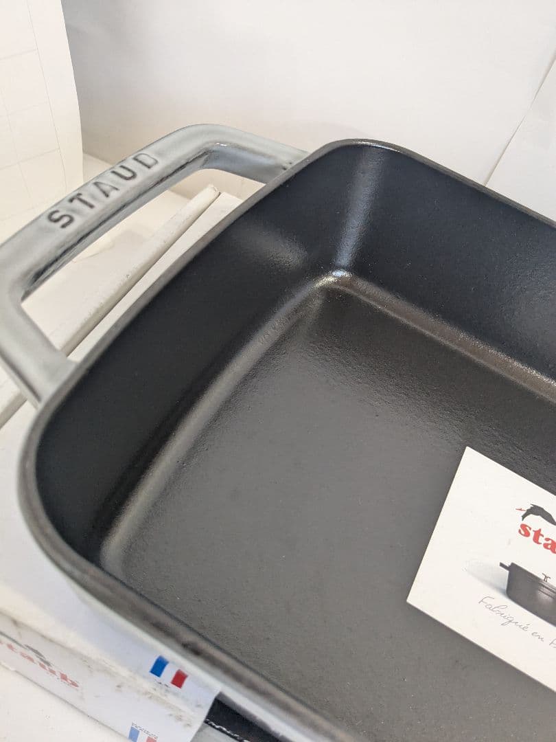 【未使用】Staub　ストウブ　スモールベイカー　グレー