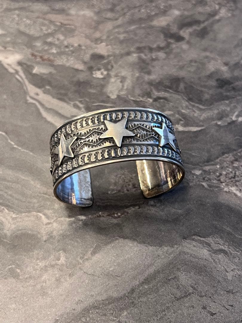 SUNSHINE REEVES （サンシャインリーブス) シルバーワイドバングル