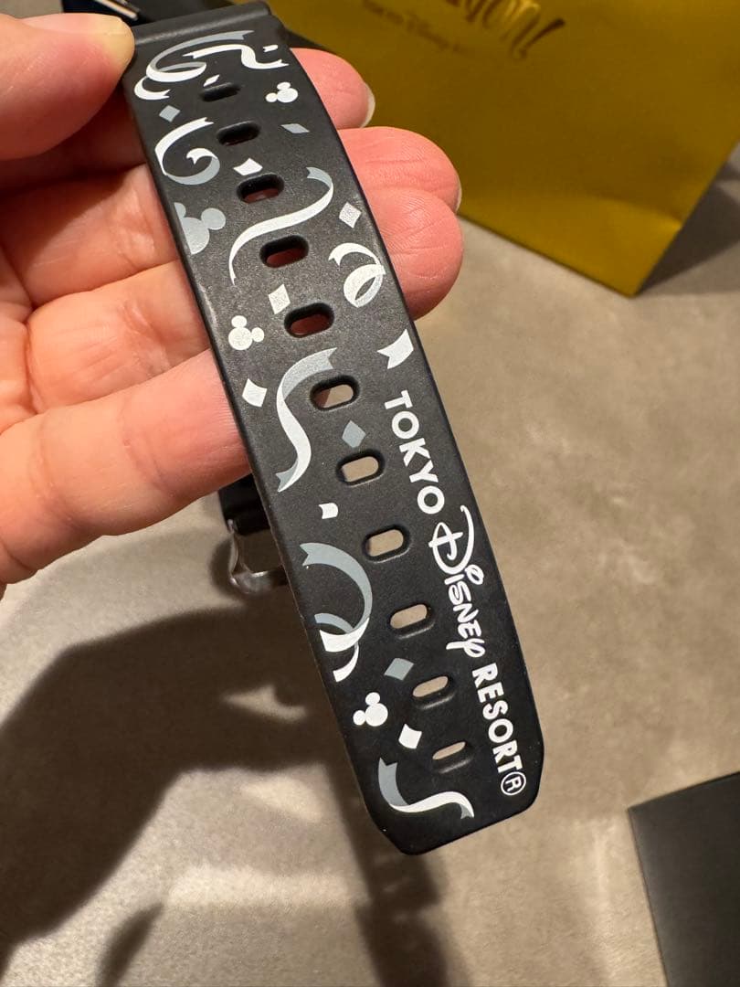 【12/1〜7限定】ディズニー35周年 G-SHOCK 限定3500本 認定証付