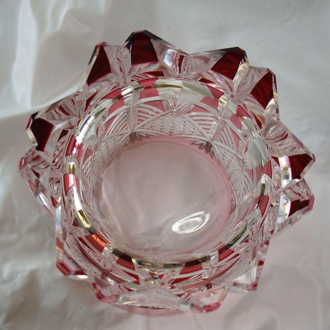 カガミクリスタル 赤被せ切子 麻の葉に笹の葉紋