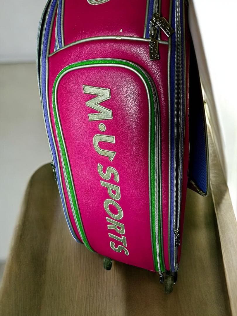 送料無料/美品　M-U SPORTS ピンク ゴルフバッグ/キャリー付き