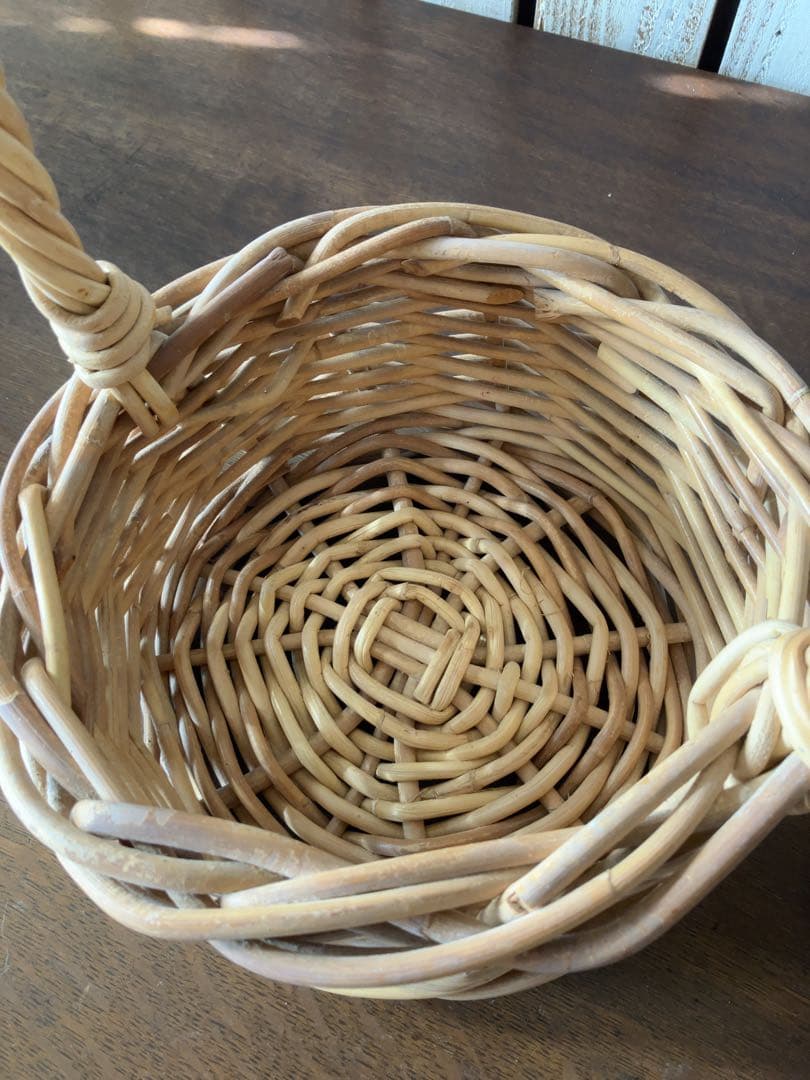 ヴィンテージ　手付き　バスケット　ナチュラル　ワンハンドル　2つセット