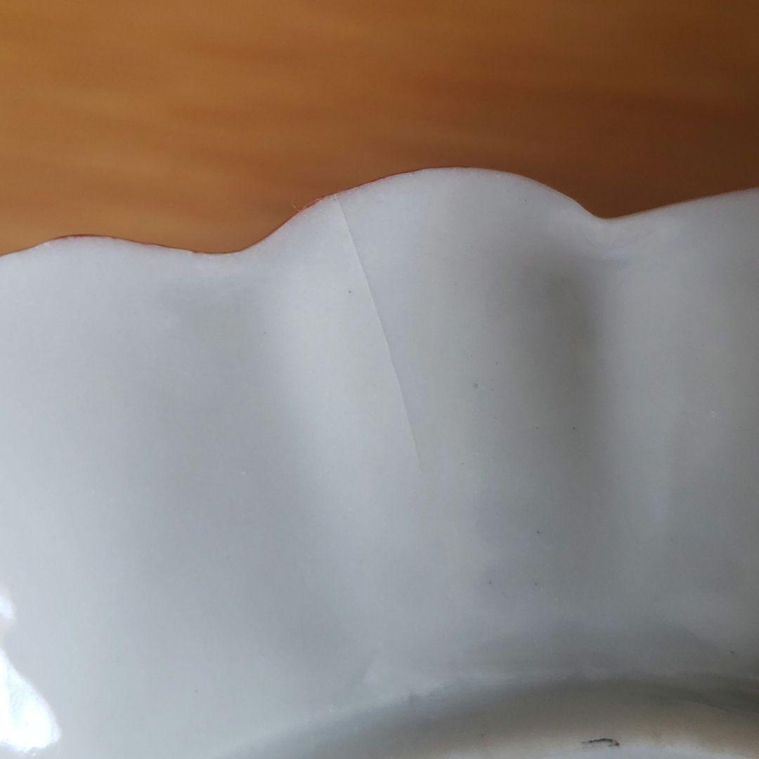 小皿　赤絵　人物　着物　振り袖　芸子　舞妓　金彩　訳あり　ニュウ