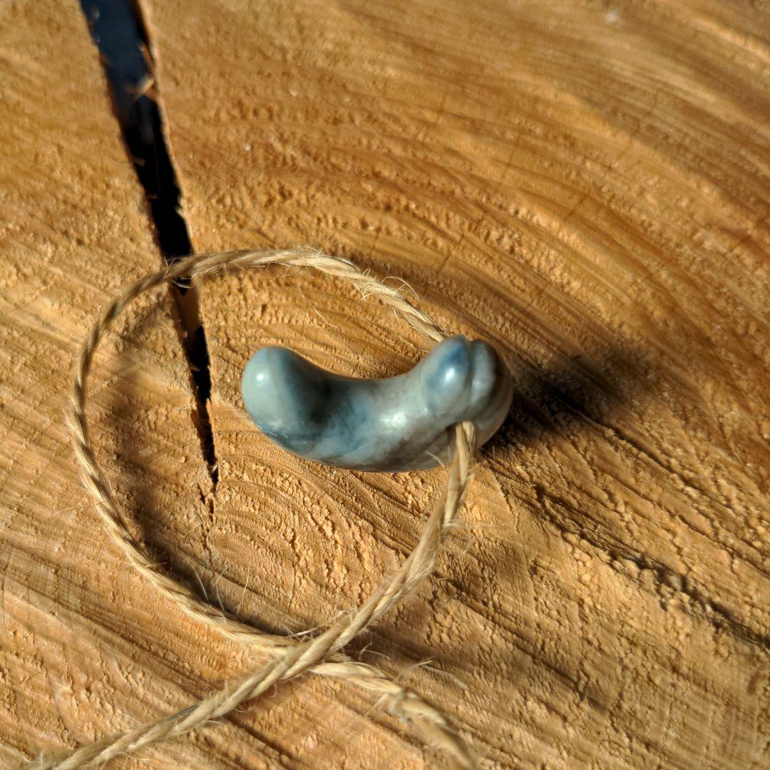 【糸魚川翡翠】勾玉 《入りコン沢》