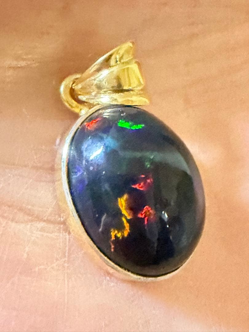 ご予約品になります。