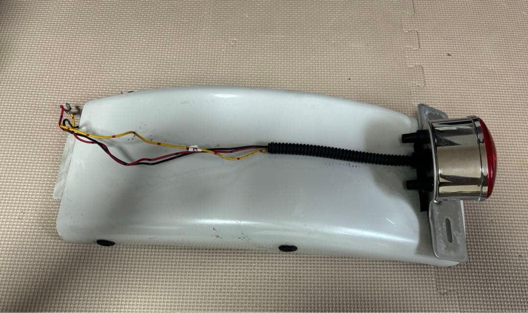 sr400 テールランプ フェンダー カフェ　ボバー　チョッパー　2%