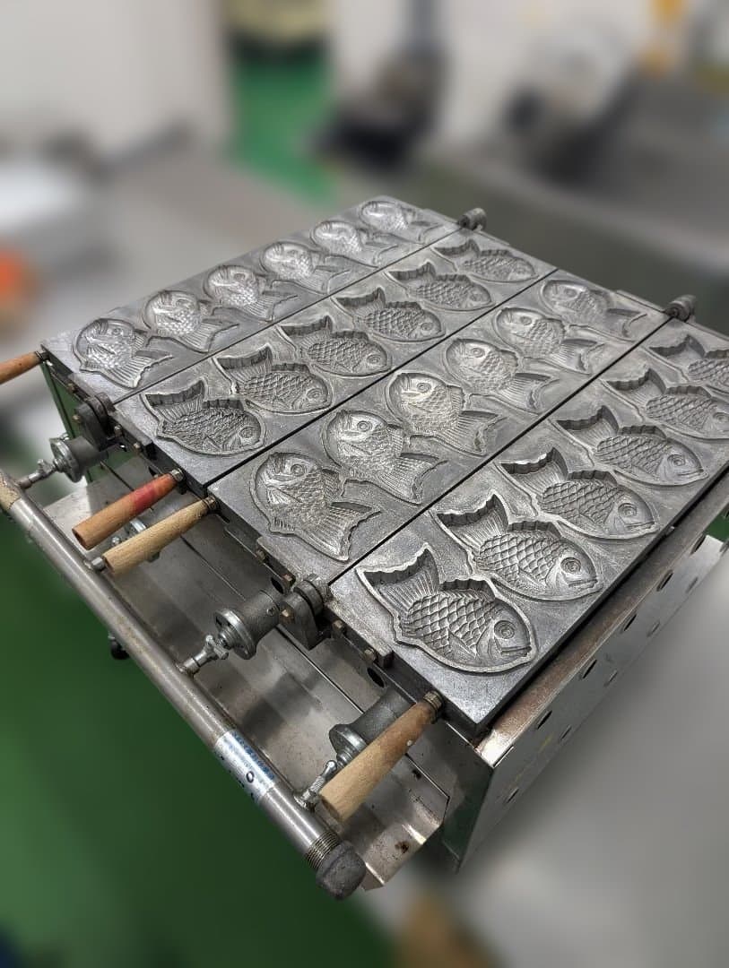 [ジャンク品] たい焼き器 魚型 都市ガス6 匹 ×2 連 12 匹　飲食店