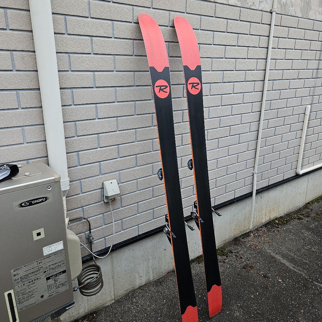 スキー 板・ビンディング（男性174cm／73kgが使用）