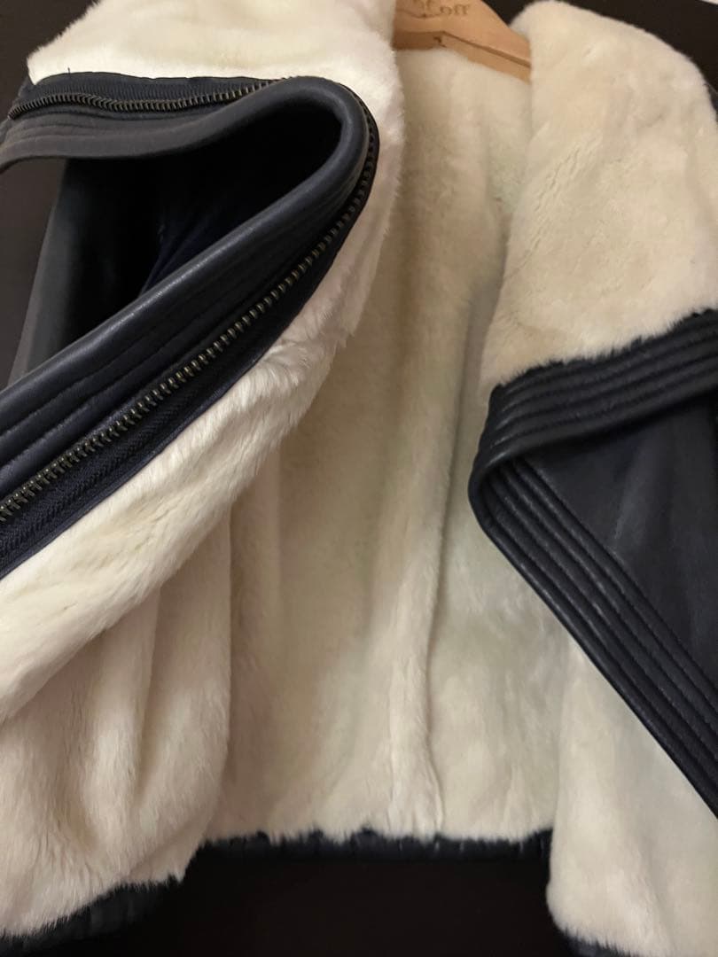 羊革レザージャケット Mサイズ　ネイビー　試着のみ　未使用品