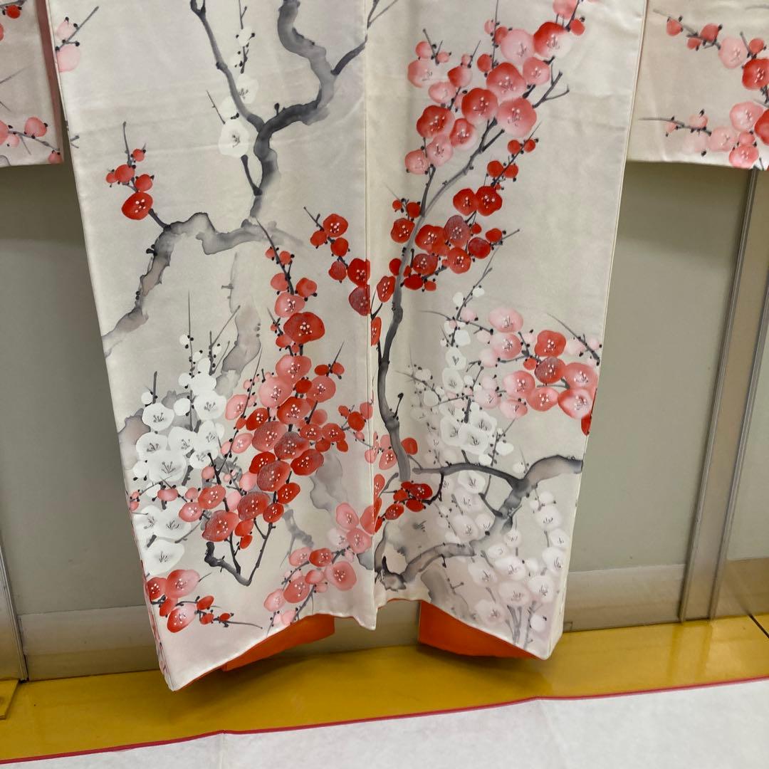 紅梅白梅　花柄振袖 着物