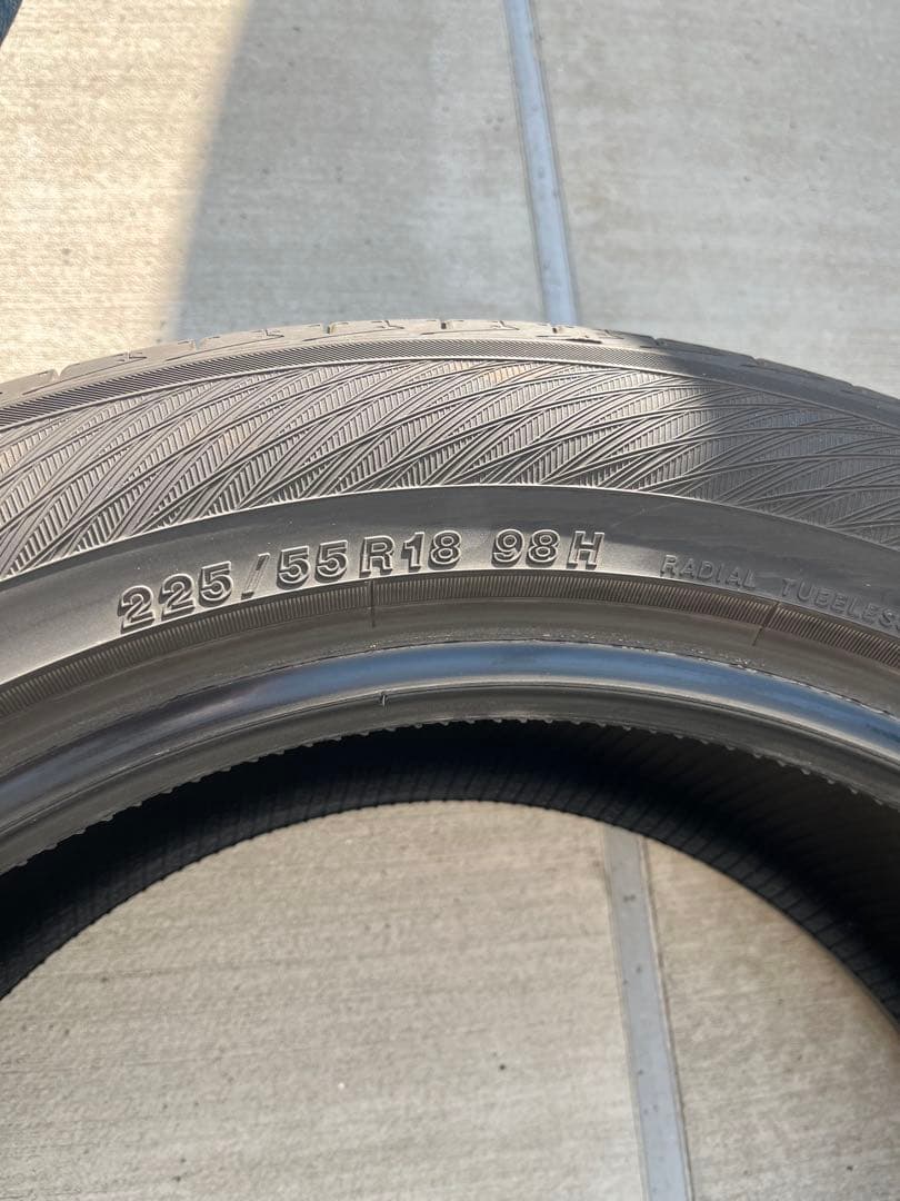 24年製225/55R18 YOKOHAMA ADVAN4本セット