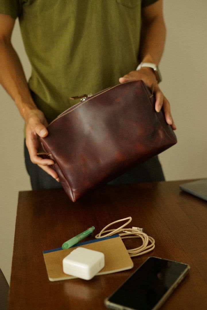 クロムエクセルレザーの大型ポーチ バーガンディ サイズカラーオーダー可能