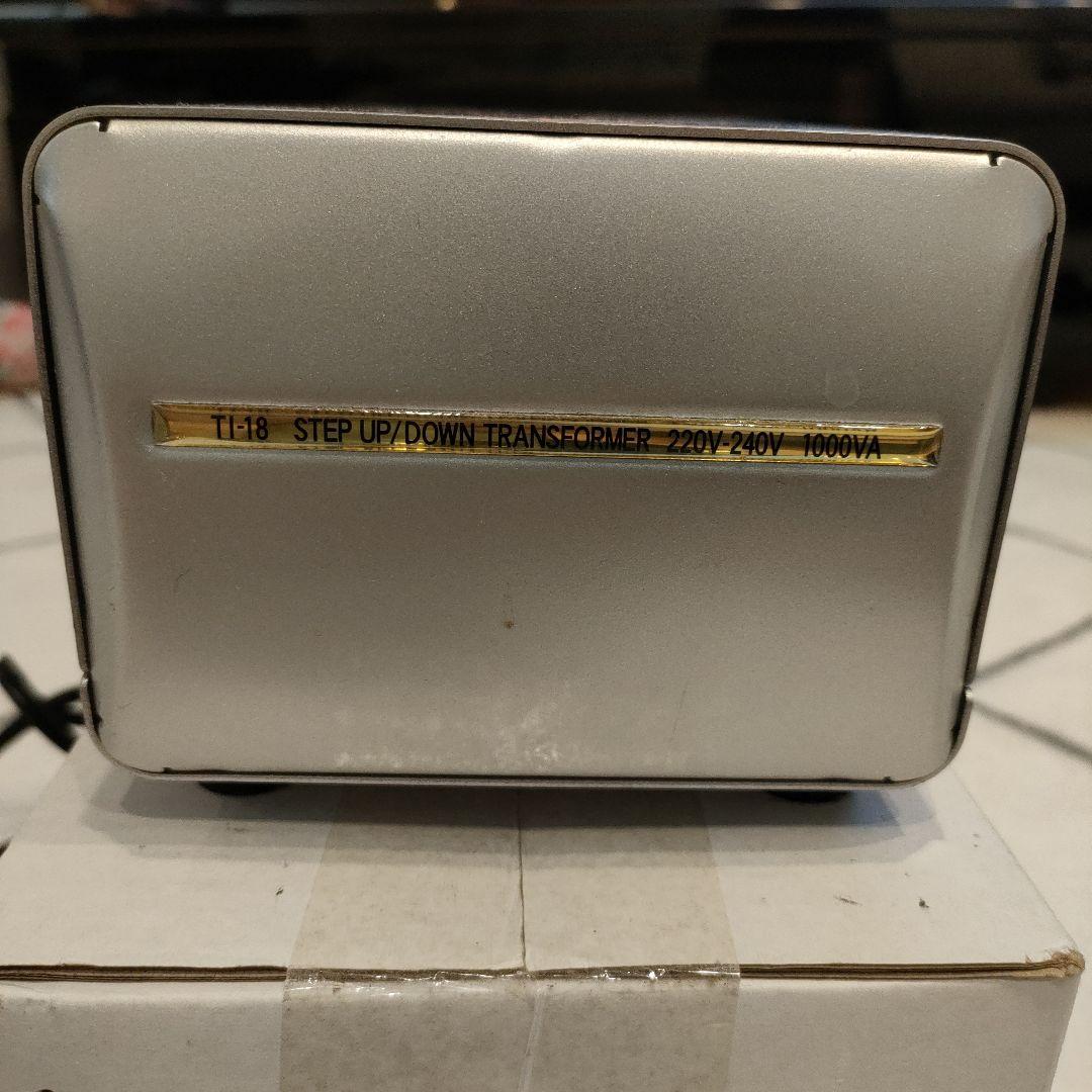 TI-18 変圧器 1000VA 220V-240Vと T1-20 1500VA