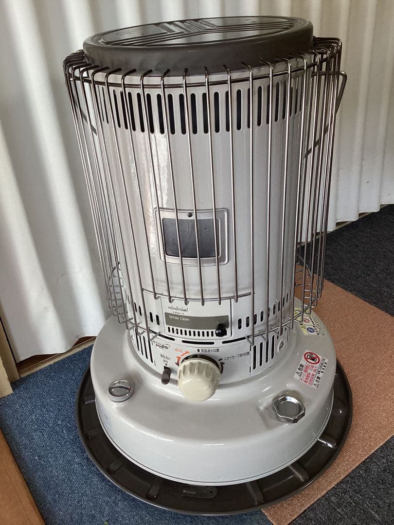 TOYOTOMI 灯油ストーブ　KS-67F