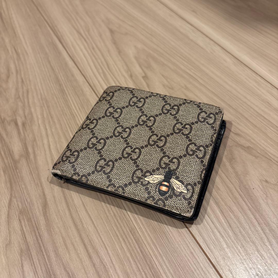 GUCCI グッチ 蜂 二つ折り財布