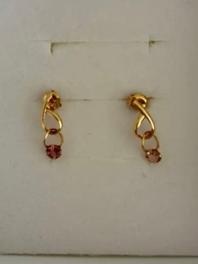 【サト】　K18 ピンクトルマリン　ゴールドピアス