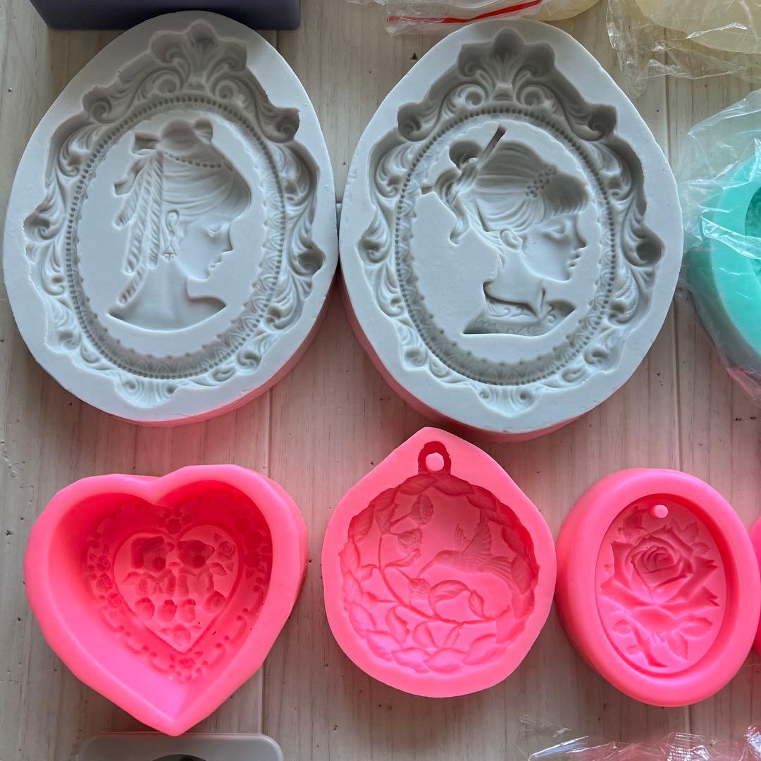 石鹸 石膏 レジン キャンドル シリコンモールドセット 動物 植物等 33個入り