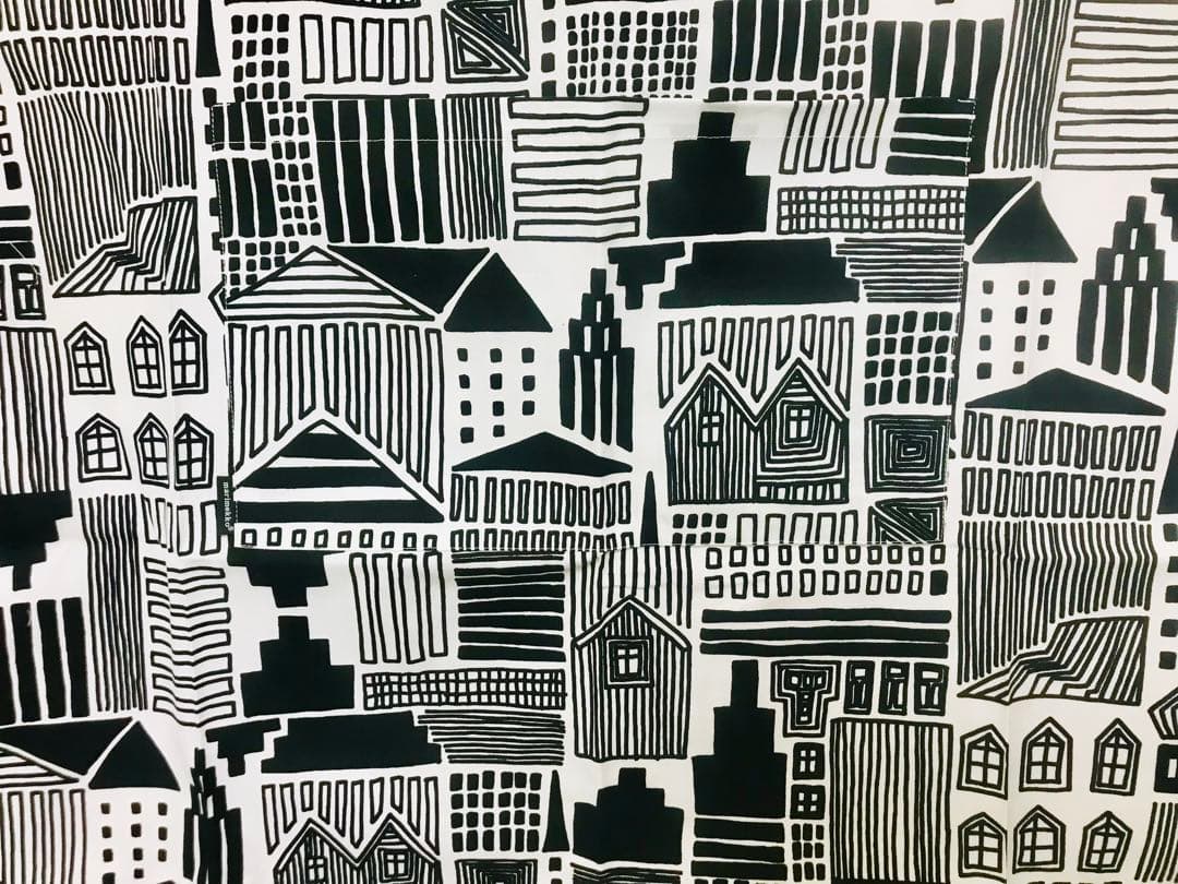 【廃盤】【新品タグ付】マリメッコmarimekko エプロン