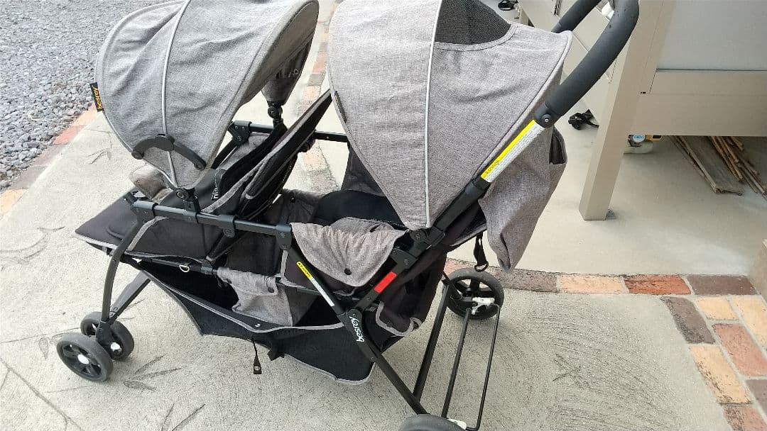 ★besrey 2人乗りベビーカー 年子 双子★