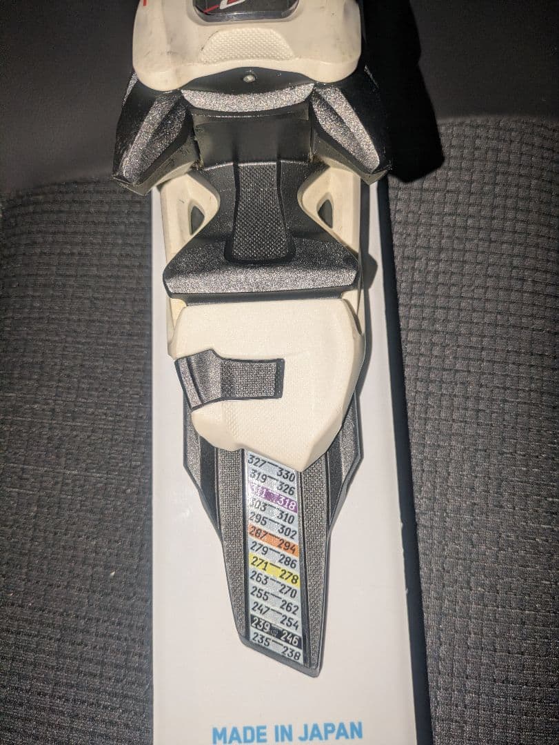 ヴェクターグライドnana ジュニアスキー板150cm 調整ビンディング付