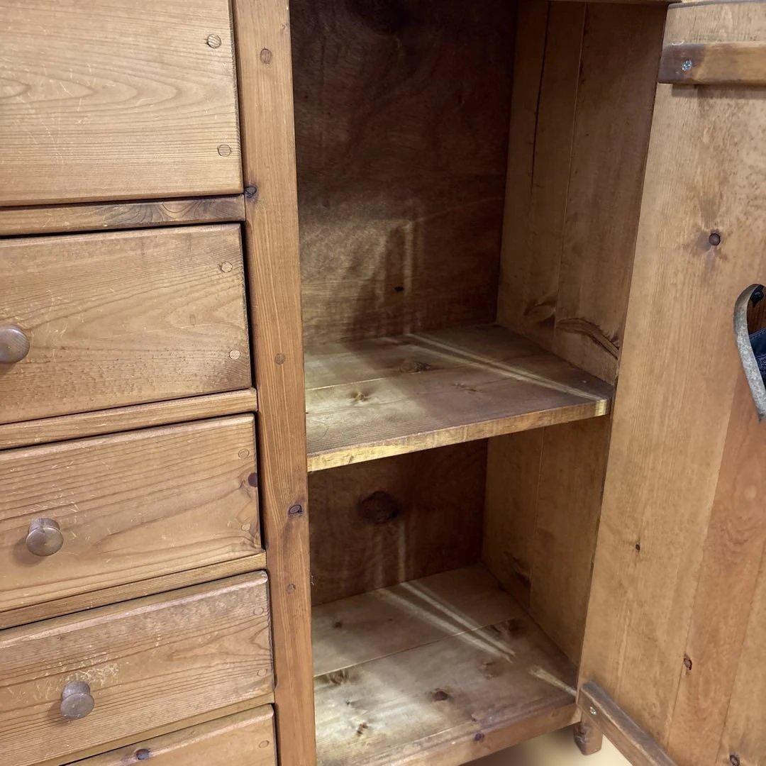 カントリー家具パート　扉キャビネット