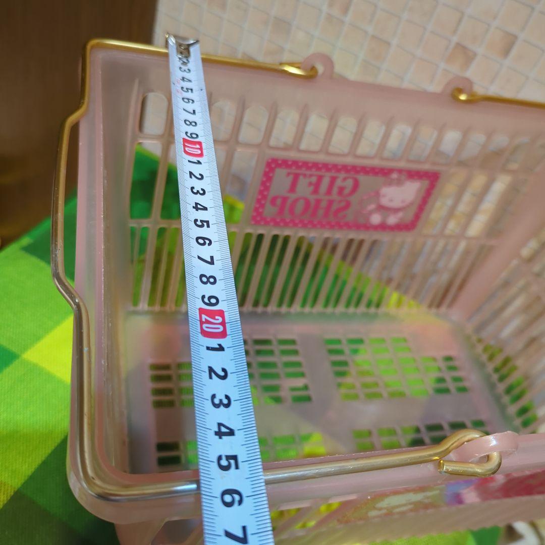 ハローキティ バスケット カゴ レトロ　GIFT　SHOP　©️76;86