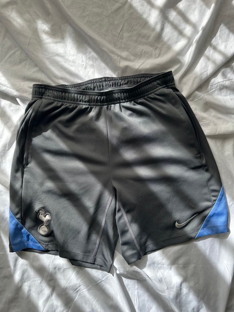 Tottenham Hotspur トレーニングウェア　上下セット