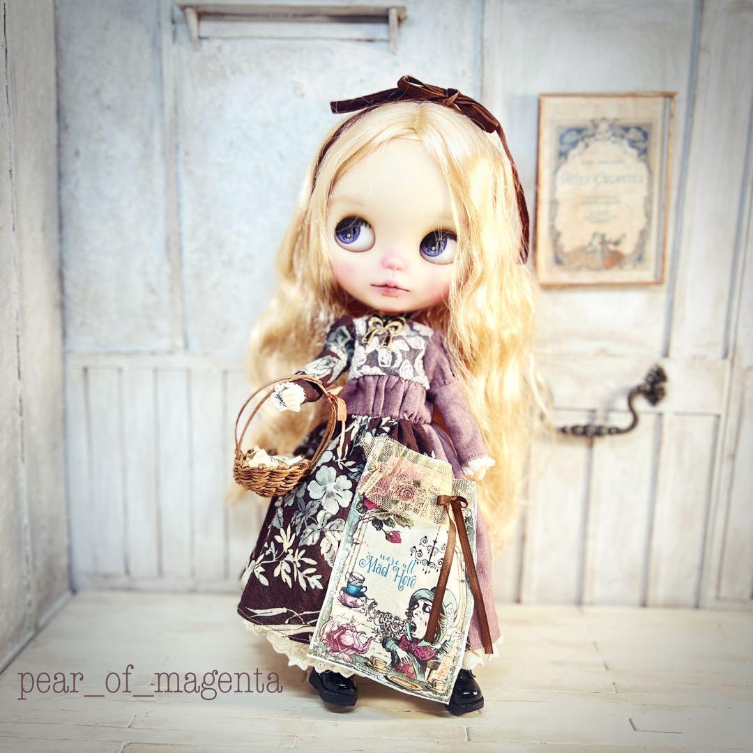 ♡ブライス　アウトフィット　ワンピース　アリス　マッドハッター