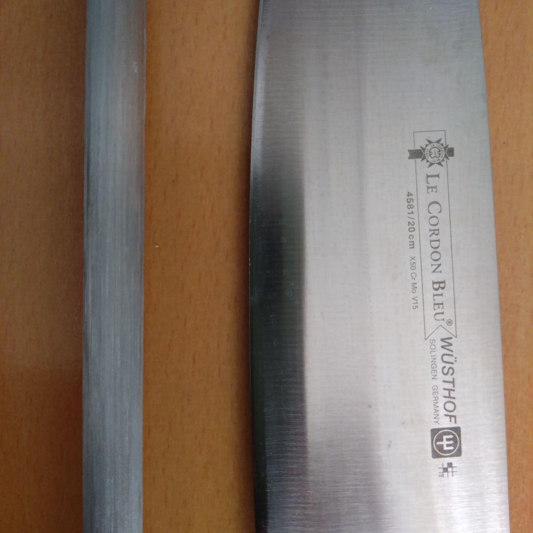 【未使用】ヴォストフ 料理ナイフ5本、キッチンばさみ、シャープナー、ケース付