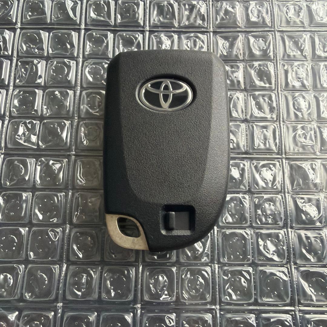 トヨタ 純正スマートキー　200系ハイエースバン　レジアス 007-AF0105