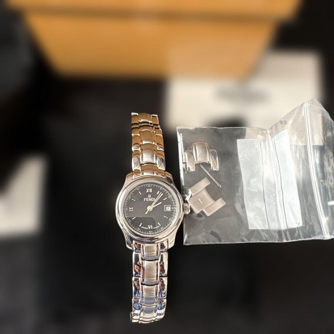 新品未使用（電池切れ）FENDI 腕時計 クォーツ 黒文字盤 ステンレス
