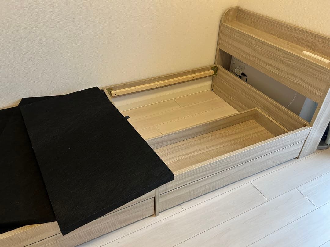 大容量 収納 USB コンセント 機能付きベッド 左右組み換え 可能　ナチュラル