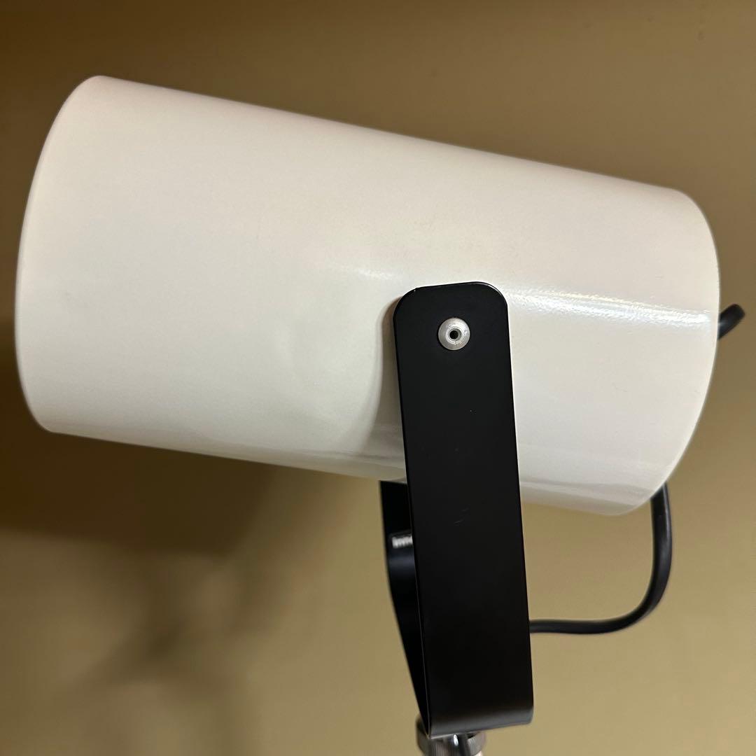 innovator イノベーター フロア スポットライト 移動式