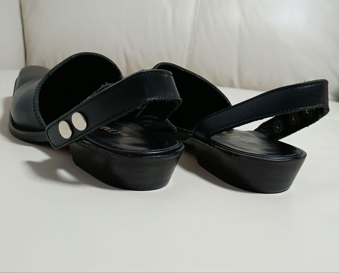 Y's リミフゥ　サンダル　Мサイズ(ブラック)