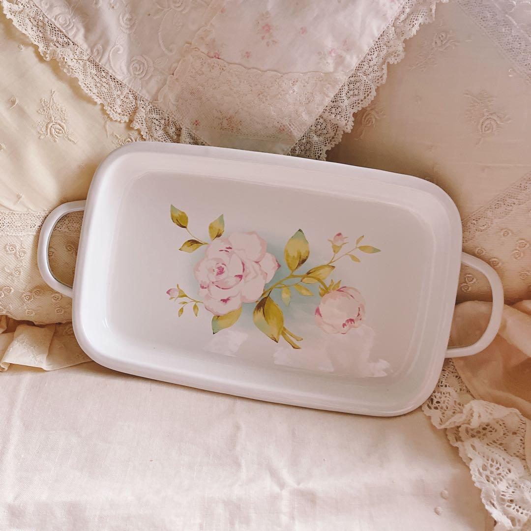 お値下げ♡イマン♡ポワージュホーロートレーマニーローズアンティークニトリイケア